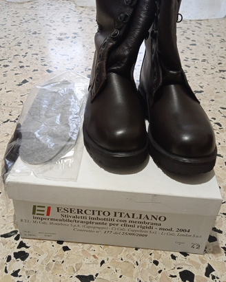 Anfibi EI modello 2004 NUOVI tg 41