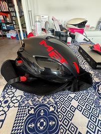 Casco Met Manta con led