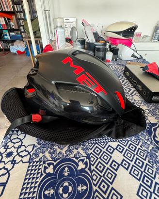 Casco Met Manta con led