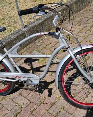 bicicletta  leggera con cambio stile americana