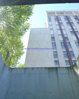 Box garage in centro a mestre