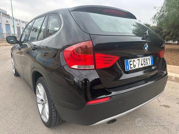 Bmw X1 2.0 xDRIVE 18d DIESEL 2011 - AUTOMATICA