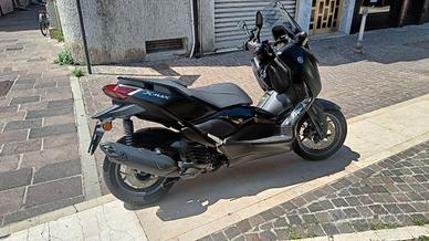 Yamaha X-Max 125 modello Tech Max come nuovo
