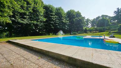 VILLA SINGOLA A CASTAGNETO PO