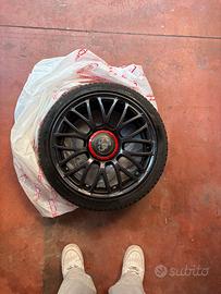 cerchi margherita et38 con gomme pirelli
