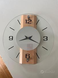 Orologio da parete in vetro e legno