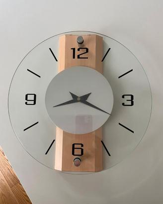 Orologio da parete in vetro e legno