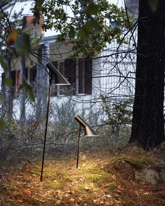 Lampada Louis Poulsen AJ Garden dissuasore
