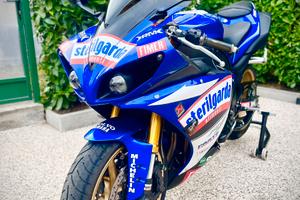 Yamaha R1 Big Bang con soli 33mil/km