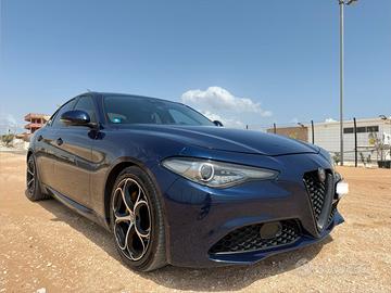 Alfa Romeo Giulia 2.2 Super AT8