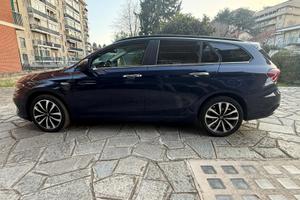 Tipo station wagon