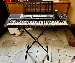 pianola tastiera Yamaha E203