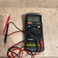 Multimetro digitale uni-t ut83