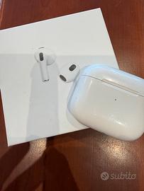 📱 AirPods 3ª Generazione – Originali Apple