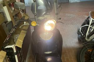 Aprilia scarabeo 125