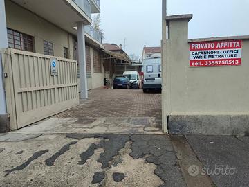 Capannone Torino 240 m², zona Madonna di Campagna