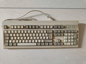 Tastiera anni '90 - DIN - Layout Italiano 