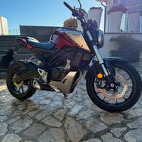 Honda CB125r
