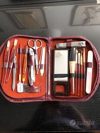 Necessaire per manicure e maquillage da viaggio