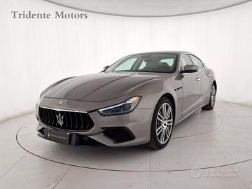 Maserati Ghibli 2.0 hybrid Gransport 330cv auto