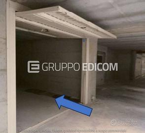 Garage, Pavia.