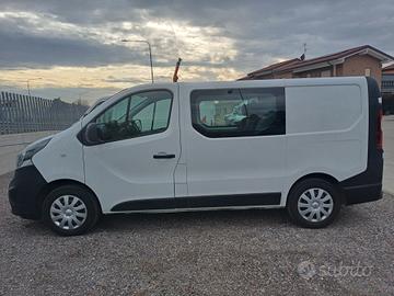 RENAULT TRAFIC 6 POSTI 2021