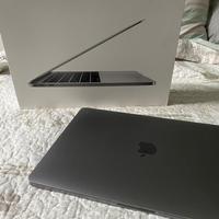 Mac Book Pro 2017    13 - hinch