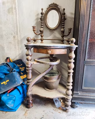 Toilette d'Epoca Fine '800 da Restauro