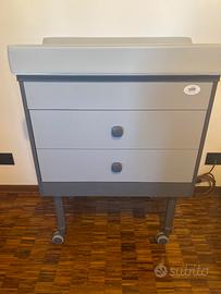 Fasciatoio Cam con vasca e cassetti