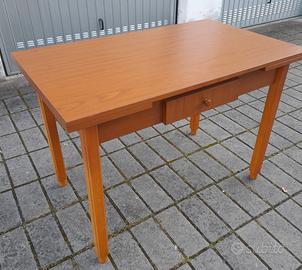 Tavolo allungabile 