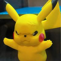 Statua pikachu buffo