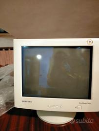 Monitor Samsung 17" CRT Flat 755DF VGA