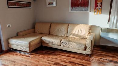 Divano in pelle angolare