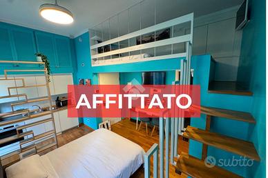MONOLOCALE A ROMA
