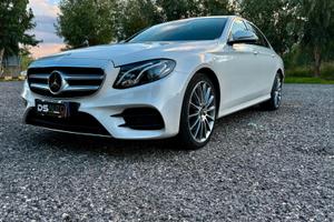MERCEDES- BENZ KLASSE E 220 D 195 CV 4MATIC AMG PR