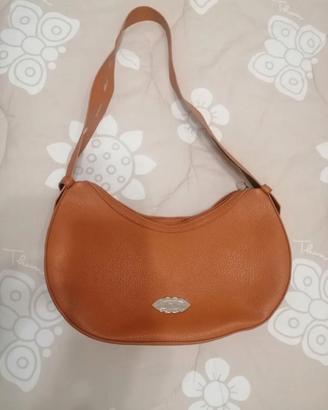 Borsa marrone a spalla Particolari