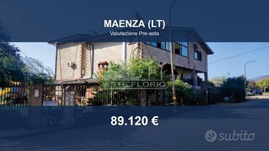 Immobile in asta di 155 m² con più di 5 locali a M