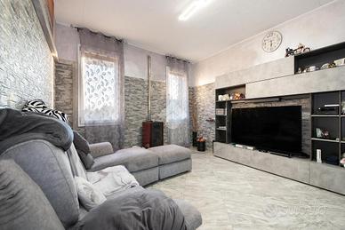 PORZIONE DI TRIFAMILIARE A MIRANO