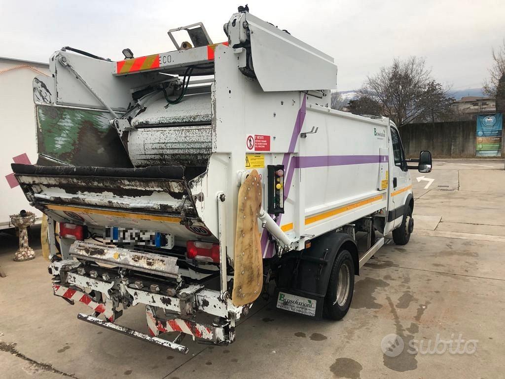 ▷ Iveco 70C14 DAILY GUIDA DX-COMPATTATORE RIFIUTI buy used at Werktuigen -  Price: €13,900