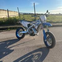 TM 125 SMR