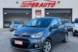 Hyundai i10 1.0 Login 1 PROPRIETARIO