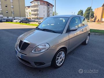 Lancia Ypsilon 1.2 Benz neopatentati