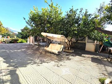 4 LOCALI A TRECASE