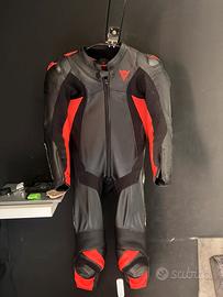 Tuta dainese