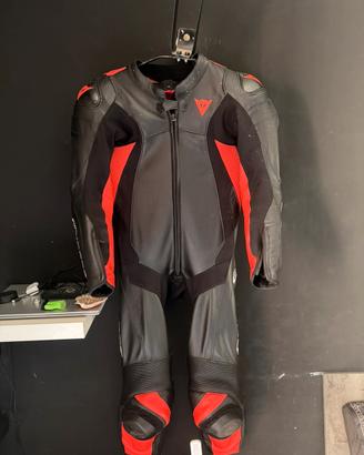 Tuta dainese