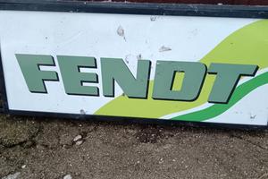 Insegna luminosa FENDT 