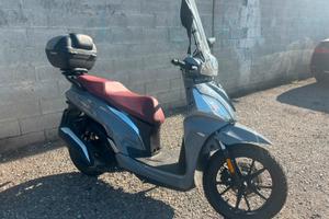 Sym 200