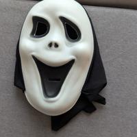 Maschera scream con cappuccio