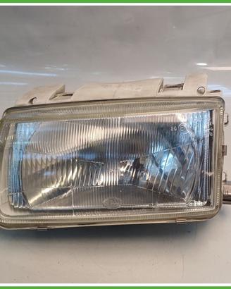 Faro Fanale Proiettore Anteriore Sinistro SX HELLA