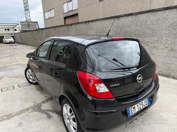 Opel Corsa 1.2 benzina-gpl originale valido 2032 e